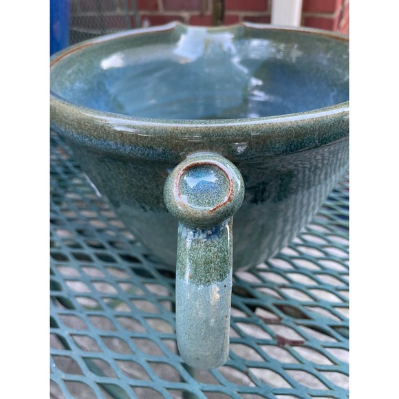 Red Duck pottery blue green Mixing bowl with spout - Picture 3 of 6